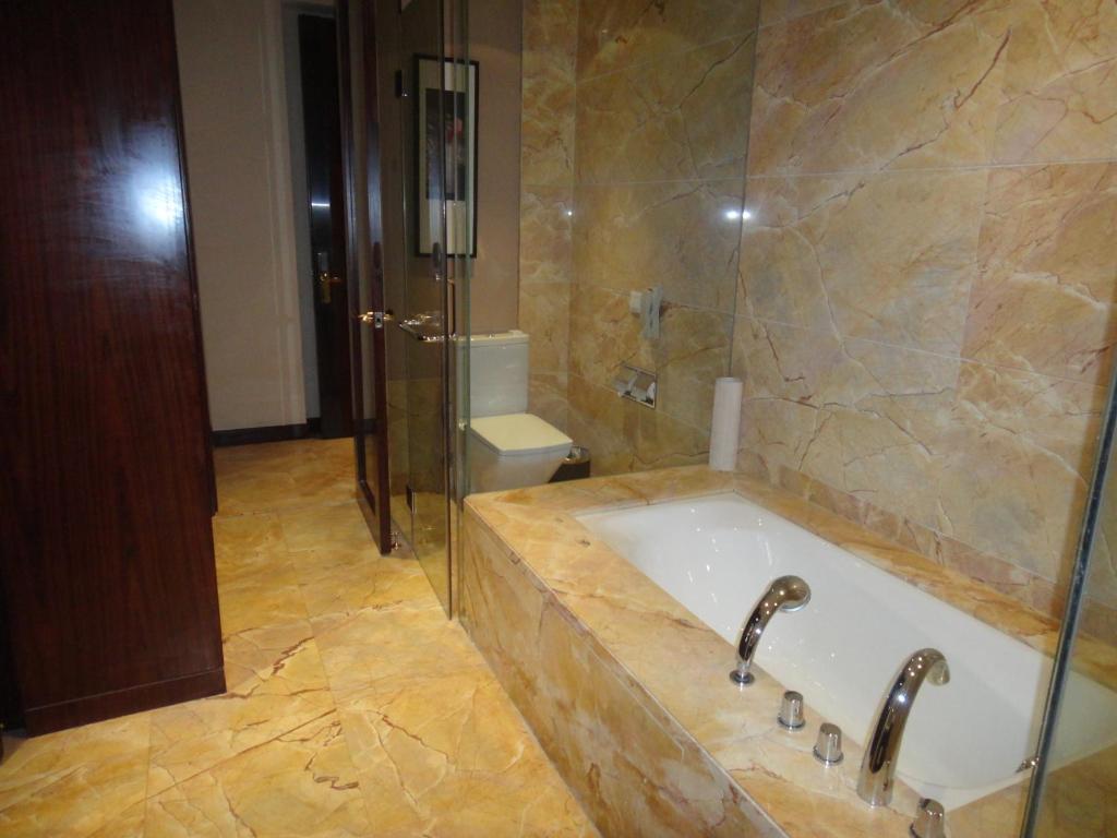 Ondine International Hotel Zhenjiang  Ruang foto