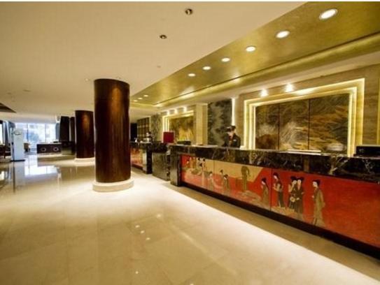 Ondine International Hotel Zhenjiang  Bagian luar foto