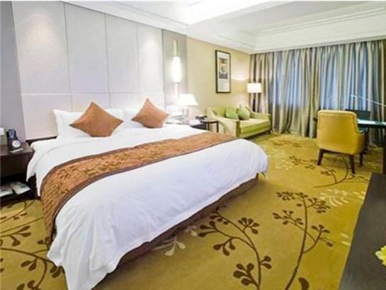 Ondine International Hotel Zhenjiang  Bagian luar foto