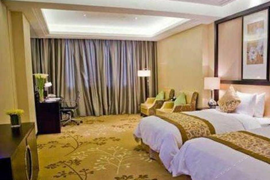 Ondine International Hotel Zhenjiang  Bagian luar foto