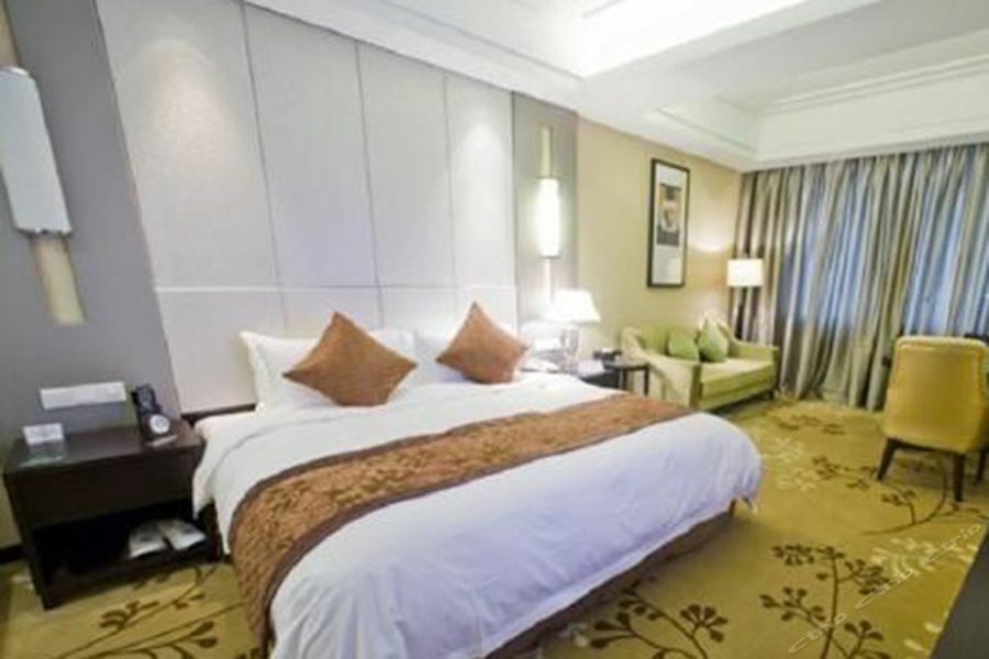 Ondine International Hotel Zhenjiang  Bagian luar foto