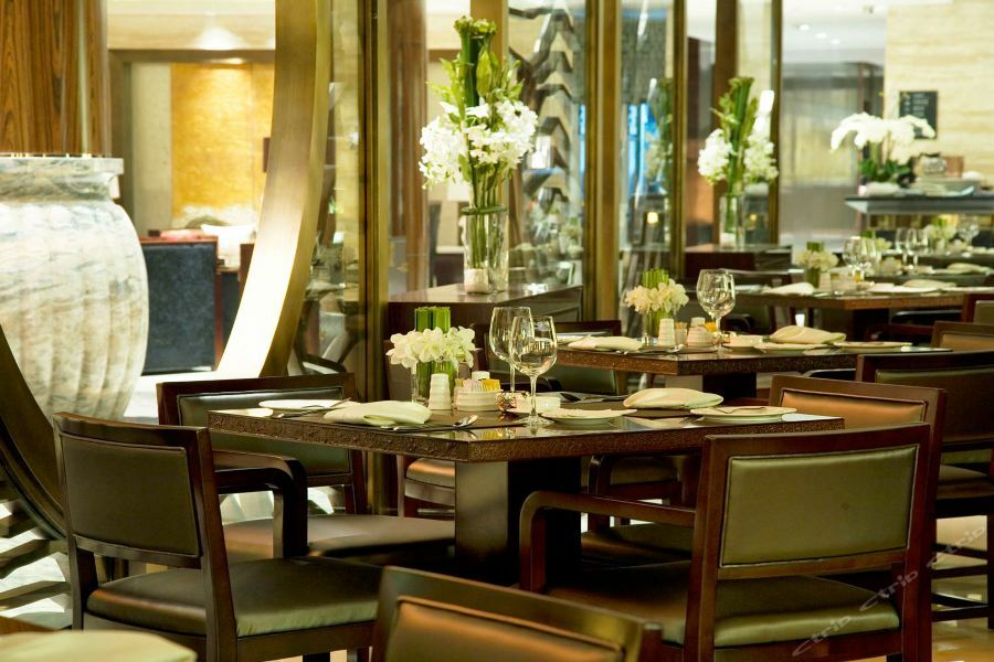 Ondine International Hotel Zhenjiang  Bagian luar foto