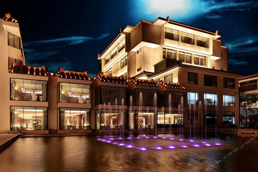 Ondine International Hotel Zhenjiang  Bagian luar foto
